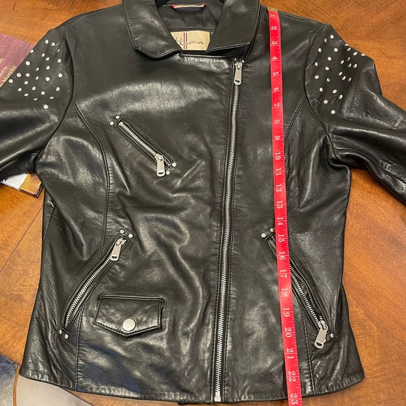 Women’s genuine leather motorcycle jacket - Picture 5 of 6
